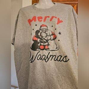 Gray 'Merry Woofmas' T-Shirt. XL. NEW